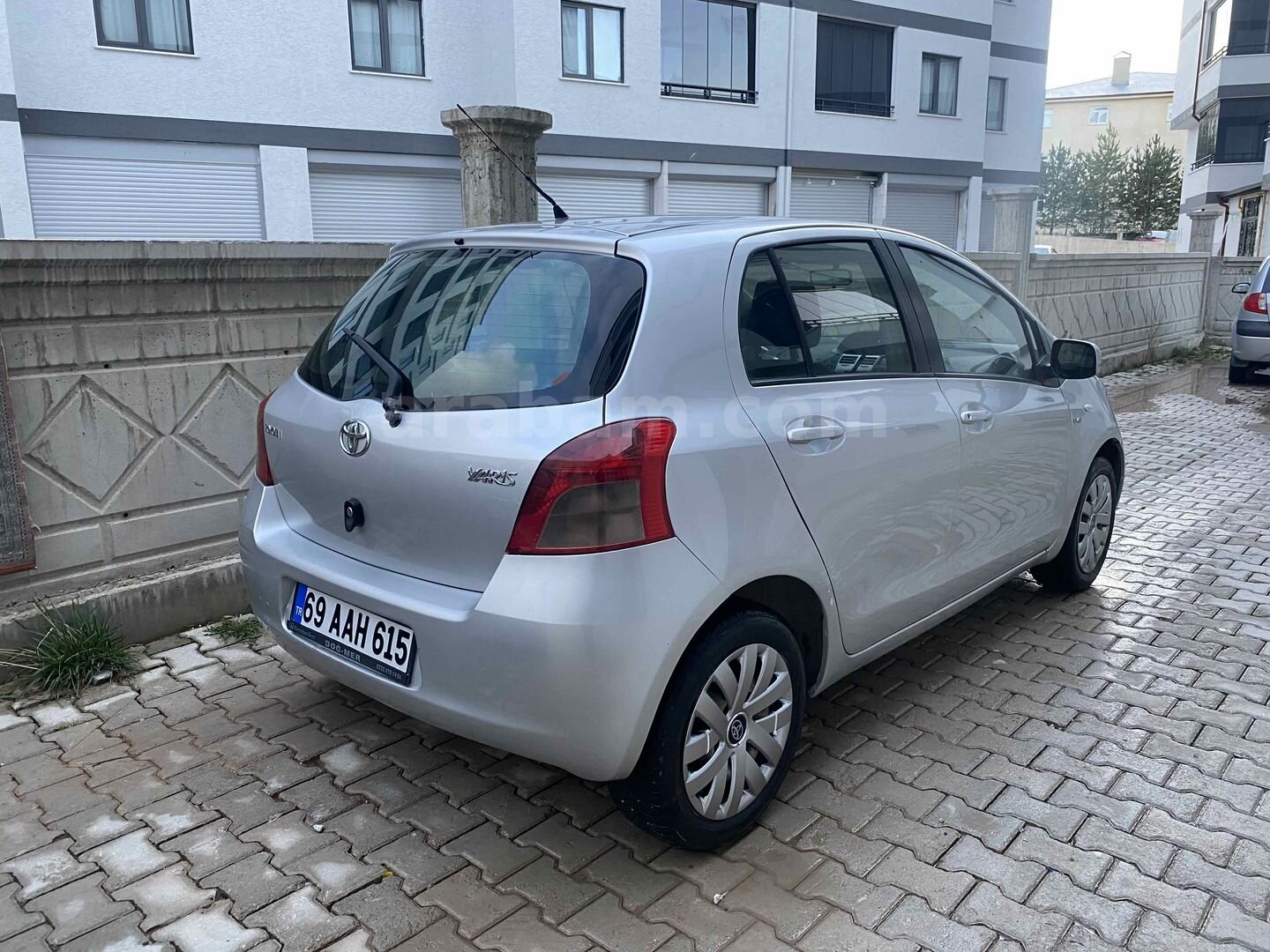 Sahibinden Toyota Yaris 1.4 D-4D Terra 2008 Model 201.000 km Gri (Gümüş) 2