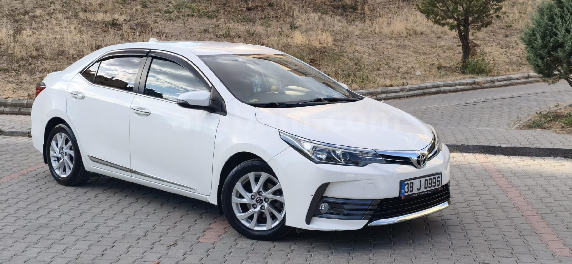 Sahibinden Toyota Corolla 1.4 D-4D Advance 2017 Model 2