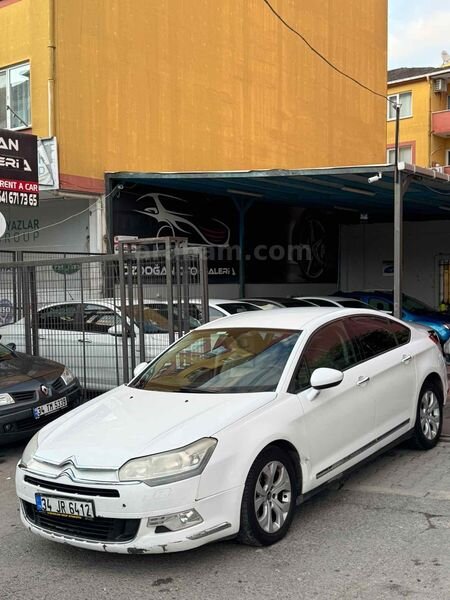 100.000 TL PEŞİNATLA Citroen C5 1.6 e-HDi Confort 2012 Model Kocaeli