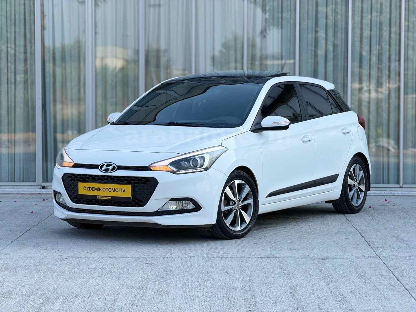 Hyundai i20 1.2 MPI Elite 2017 Model 3