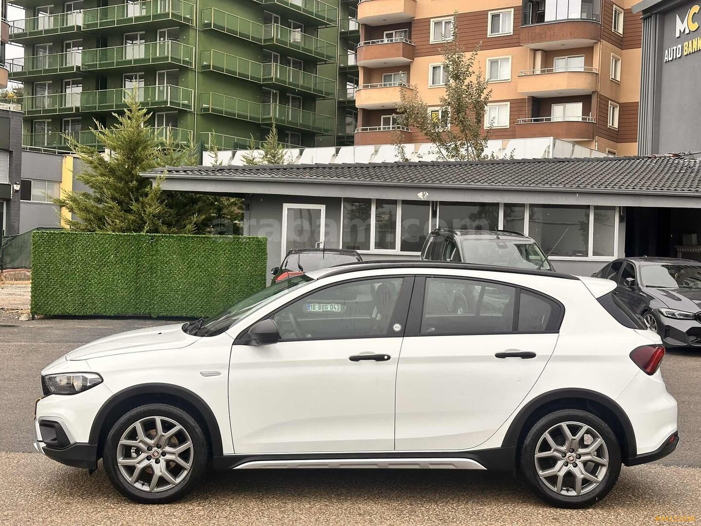 2023 FİAT EGEA CROSS 54.000 KM 0.99 KREDİ K.K 12 TAKSİT 5