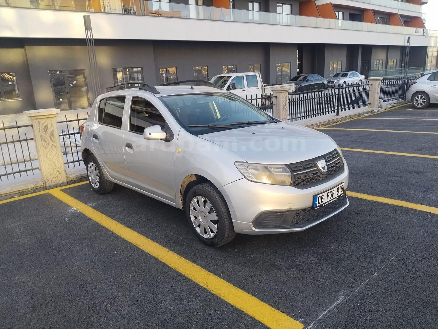 Sahibinden Dacia Sandero 1.0 Ambiance 2017 Model 4