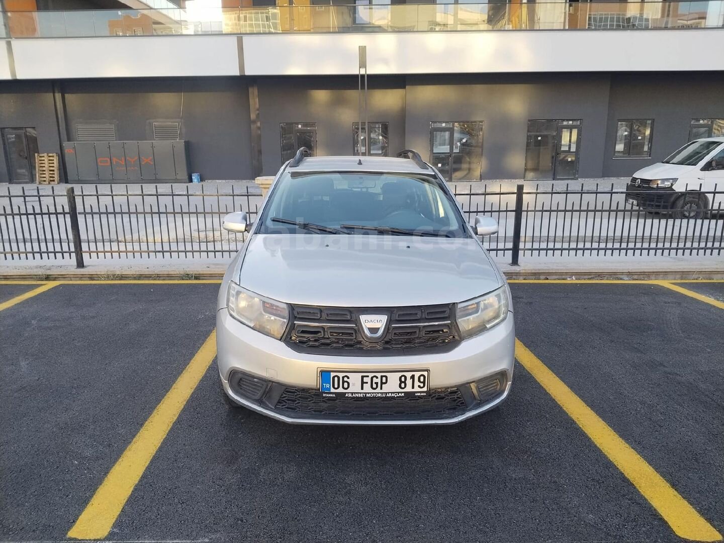 Sahibinden Dacia Sandero 1.0 Ambiance 2017 Model 2