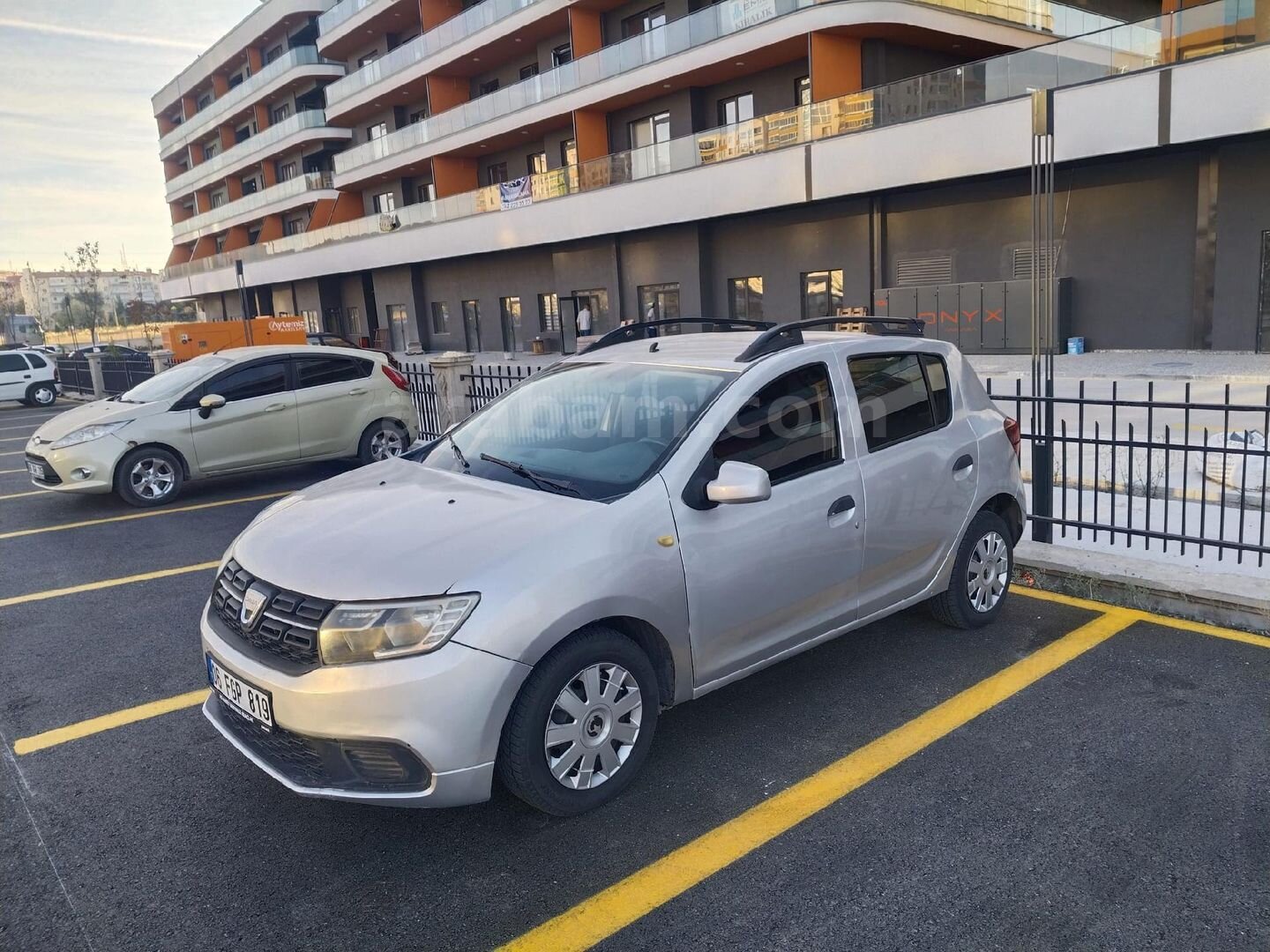 Sahibinden Dacia Sandero 1.0 Ambiance 2017 Model 1
