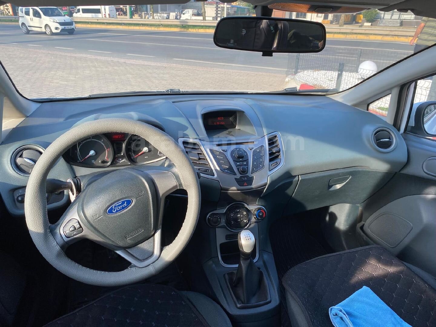 Sahibinden Ford Fiesta 1.4 TDCi Trend 2011 Model 5