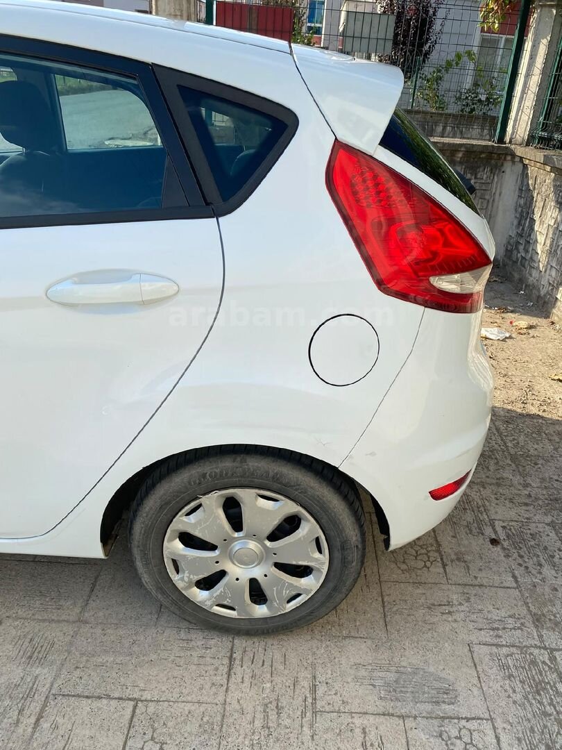 Sahibinden Ford Fiesta 1.4 TDCi Trend 2011 Model 7