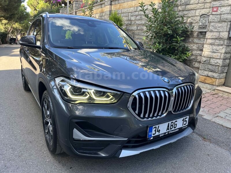 BMW X1 XLİNE HATASIZ BOYASIZ TRAMERSİZ