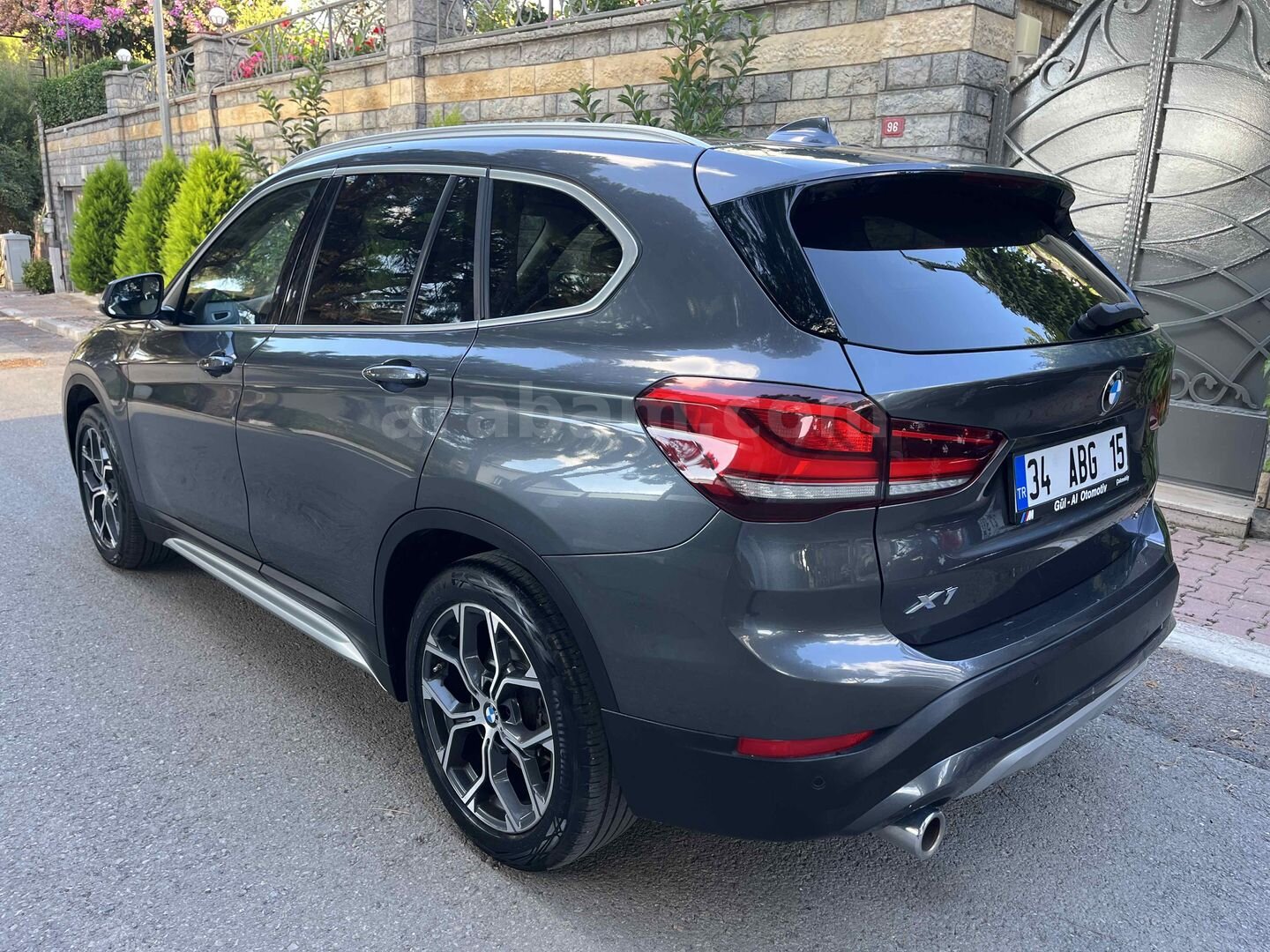 BMW X1 XLİNE HATASIZ BOYASIZ TRAMERSİZ 4