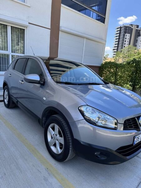 NİSSAN QASHQAİ 1.5 DCİ CAM TAVANLI ÇEKİ DEMİRLİ TİTANYUM GRİ