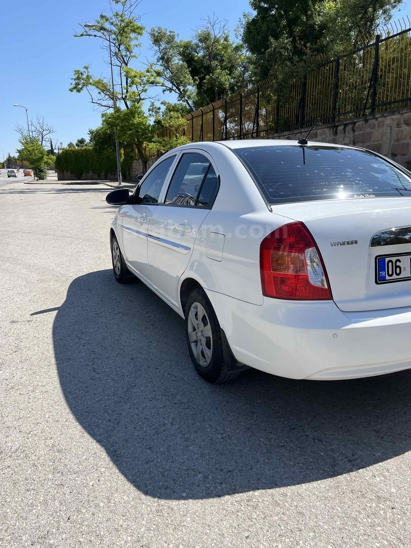 Sahibinden Hyundai Accent Era 1.6 Select 2010 Model 4