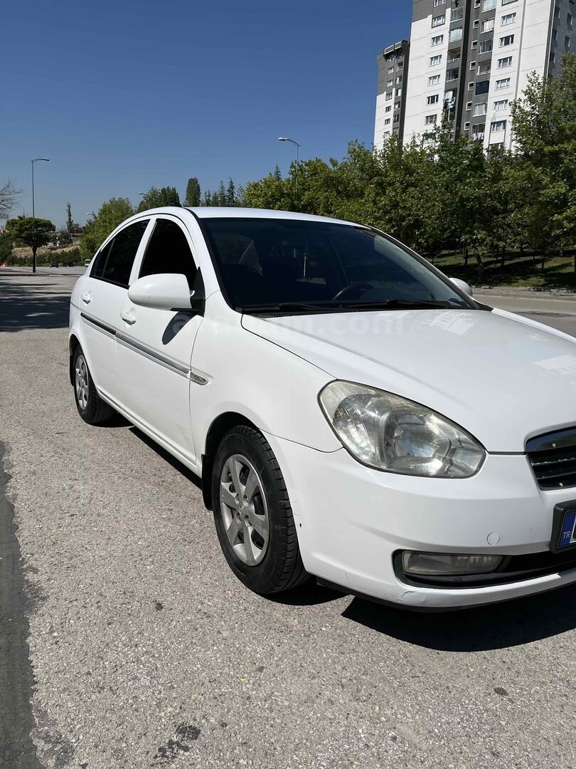 Sahibinden Hyundai Accent Era 1.6 Select 2010 Model 2