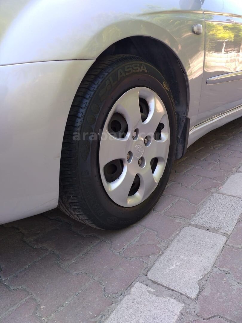 Sahibinden Kia Cerato 1.6 EX Comfort 2004 Model 3