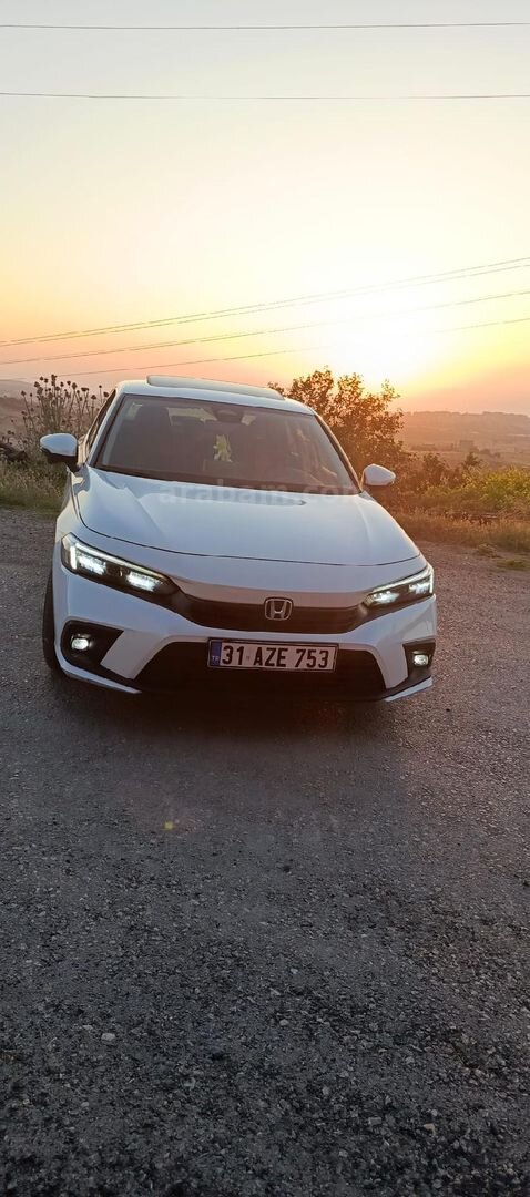 Sahibinden Honda Civic 1.5 i-VTEC Executive Plus 2023 Model 1
