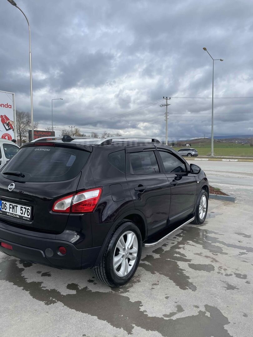 Nissan Qashqai 1.6 Tekna 6