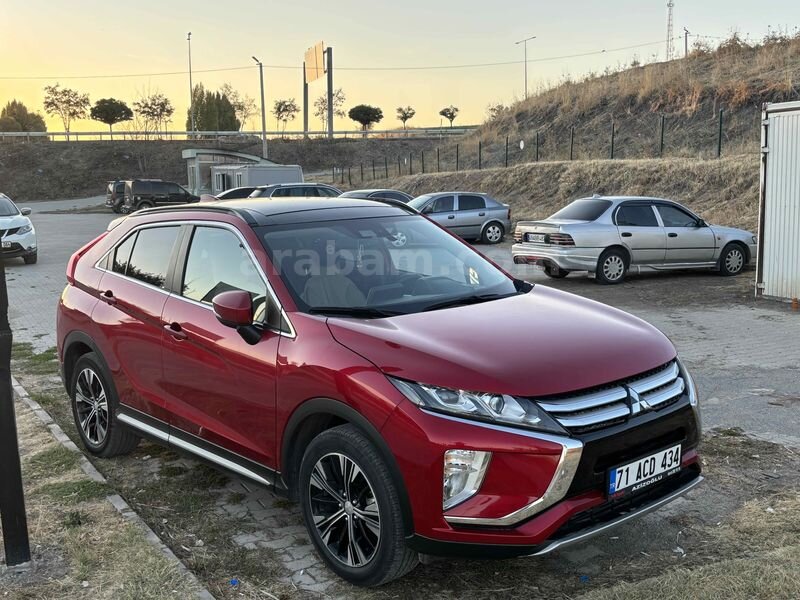 Orijinal hatasız Mitsubishi Eclipse Cross 1.5 MIVEC Intense Plus 4x2 1