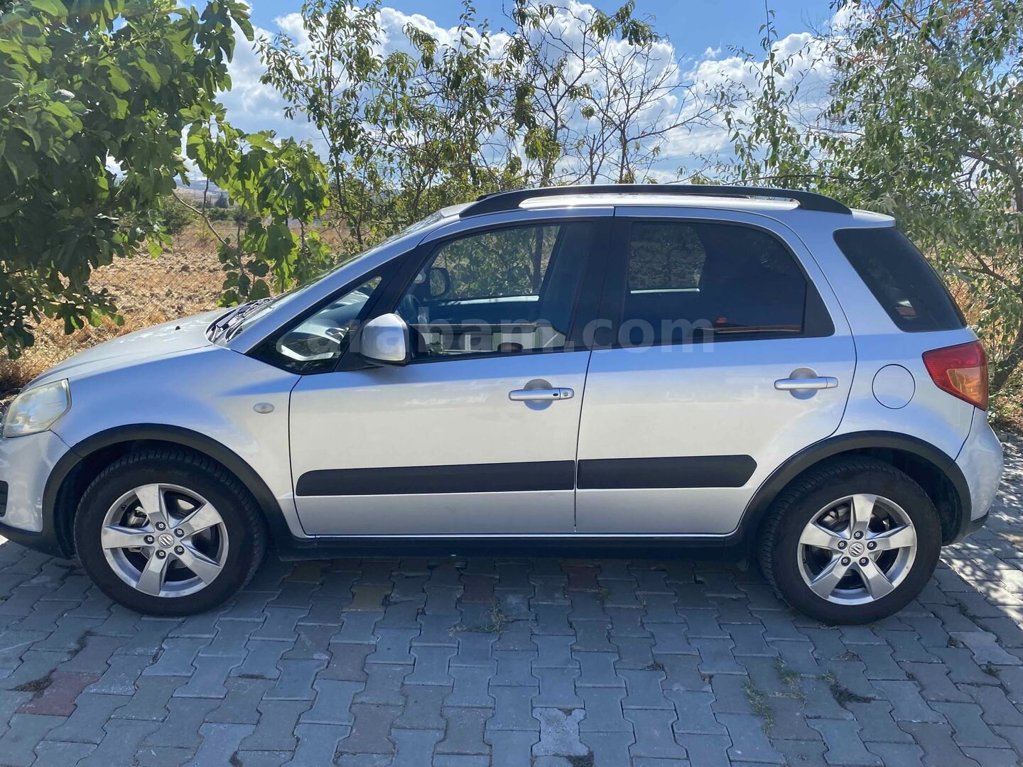 Sahibinden Suzuki SX4 GLX 2012 Model 3