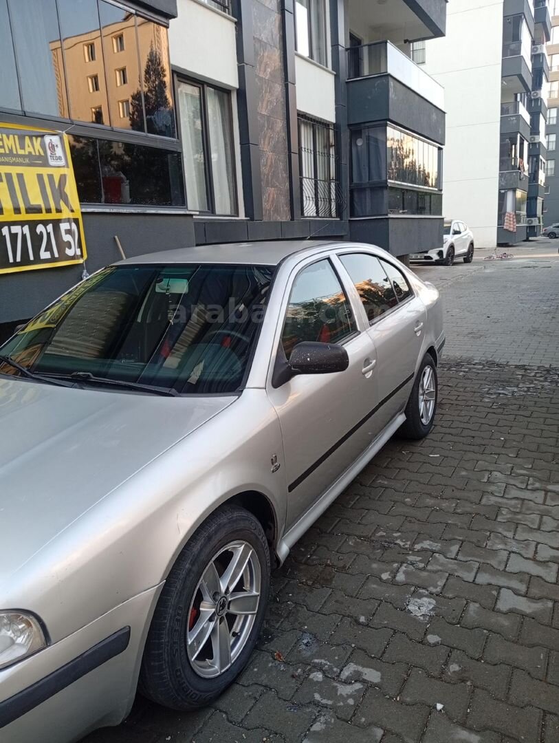 Sahibinden Skoda Octavia 1.6 Elegance 2004 Model 4