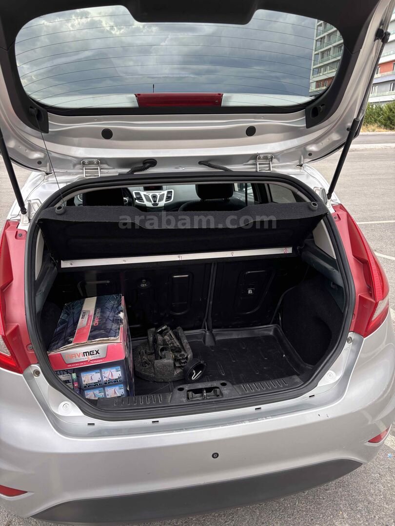 Sahibinden Ford Fiesta 1.4 Titanium 2011 Model 5