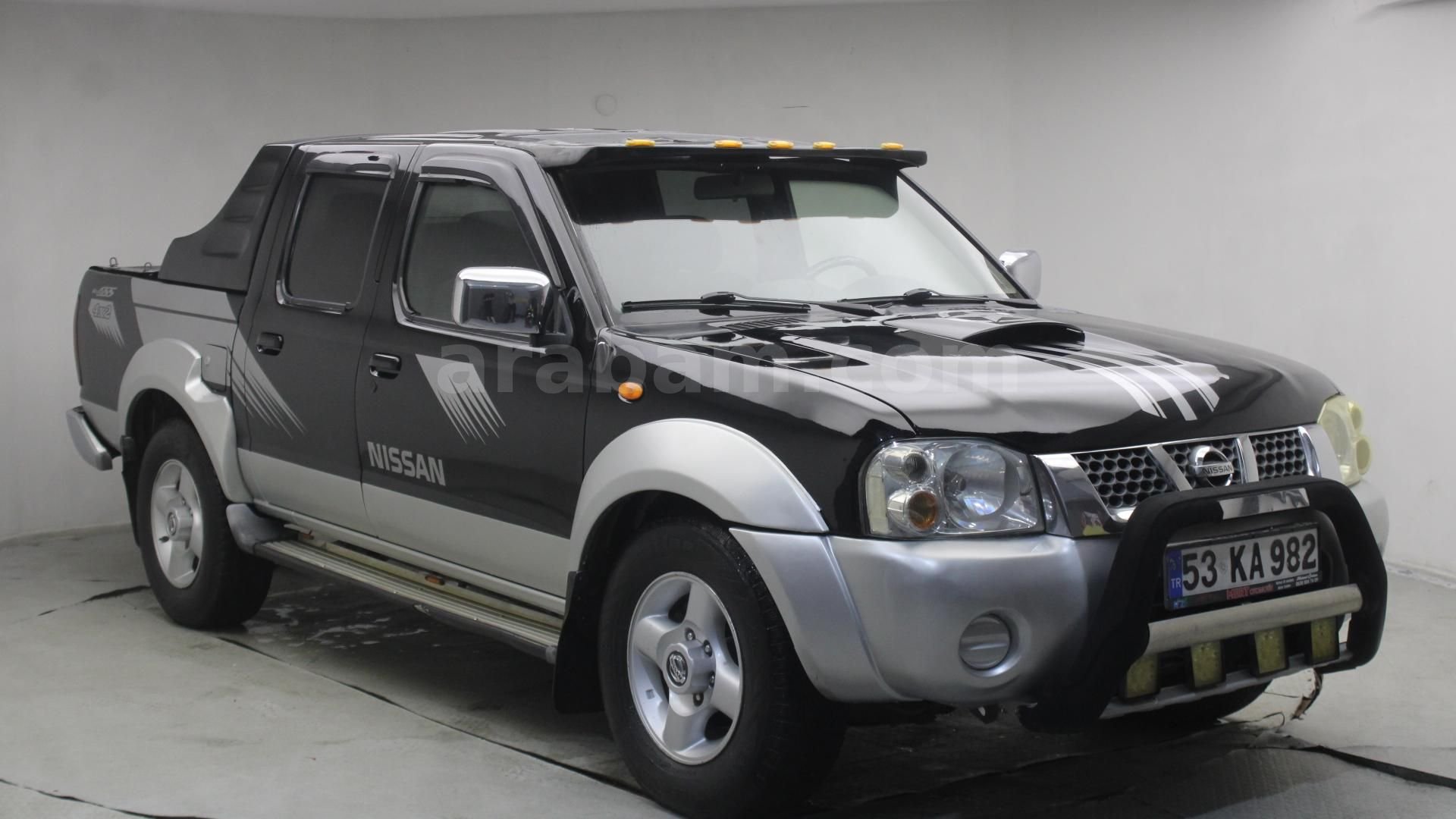 Galeriden Nissan Country 4x2 2004 Model Rize 276.000 KM Siyah