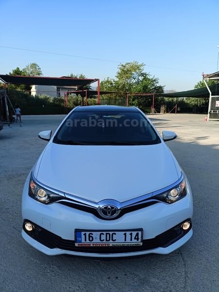 Sahibinden Toyota Auris 1.4 D-4D Advance Skypack 2016 Model