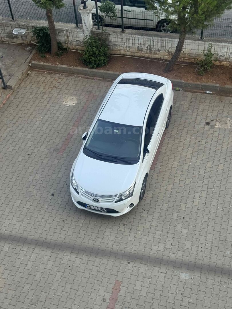 Sahibinden Toyota Avensis 1.6 Advance 2015 Model 220.000 km Beyaz 6