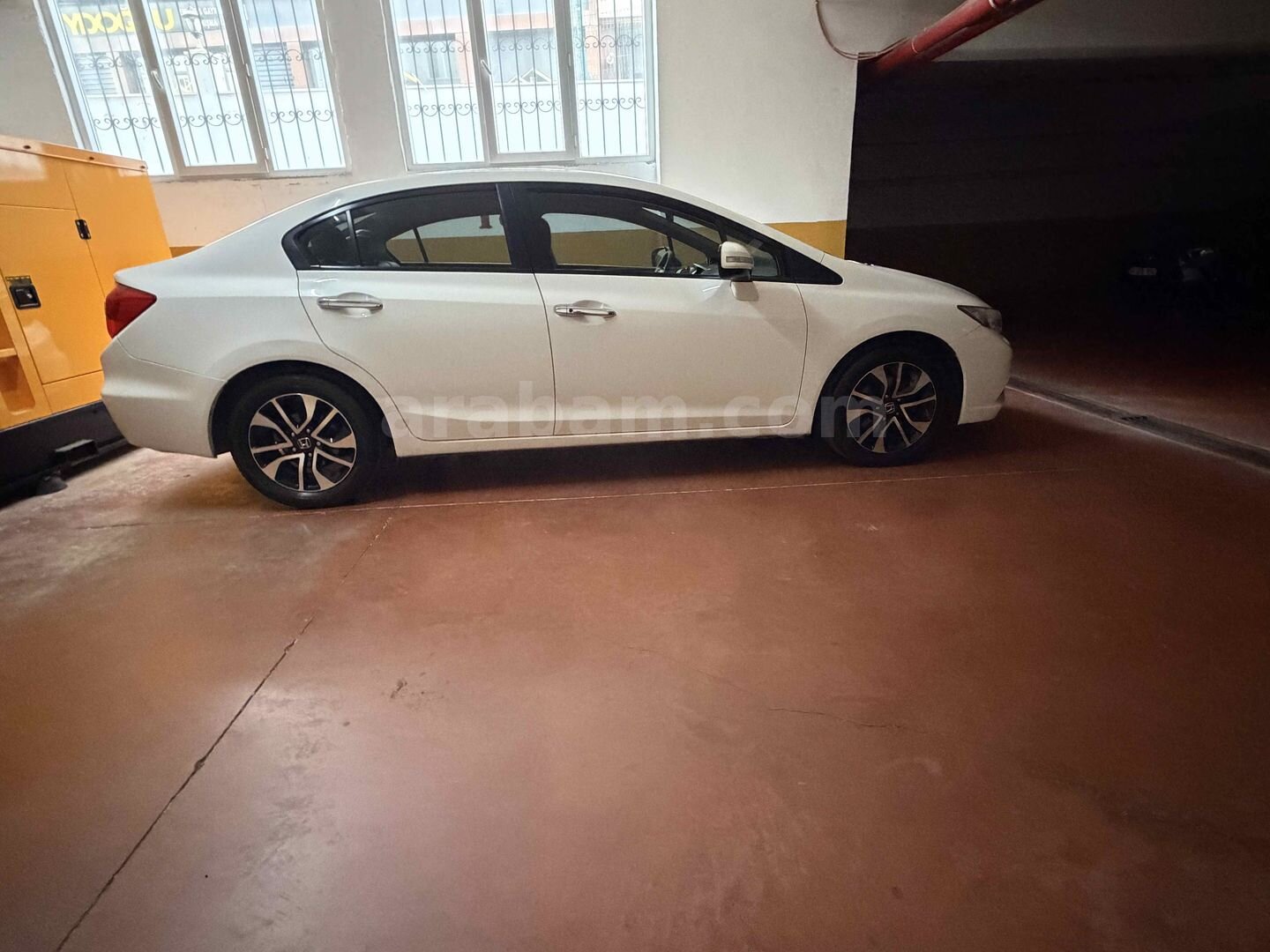 Sahibinden Honda Civic 1.6i VTEC Eco Executive 2014 Model 2