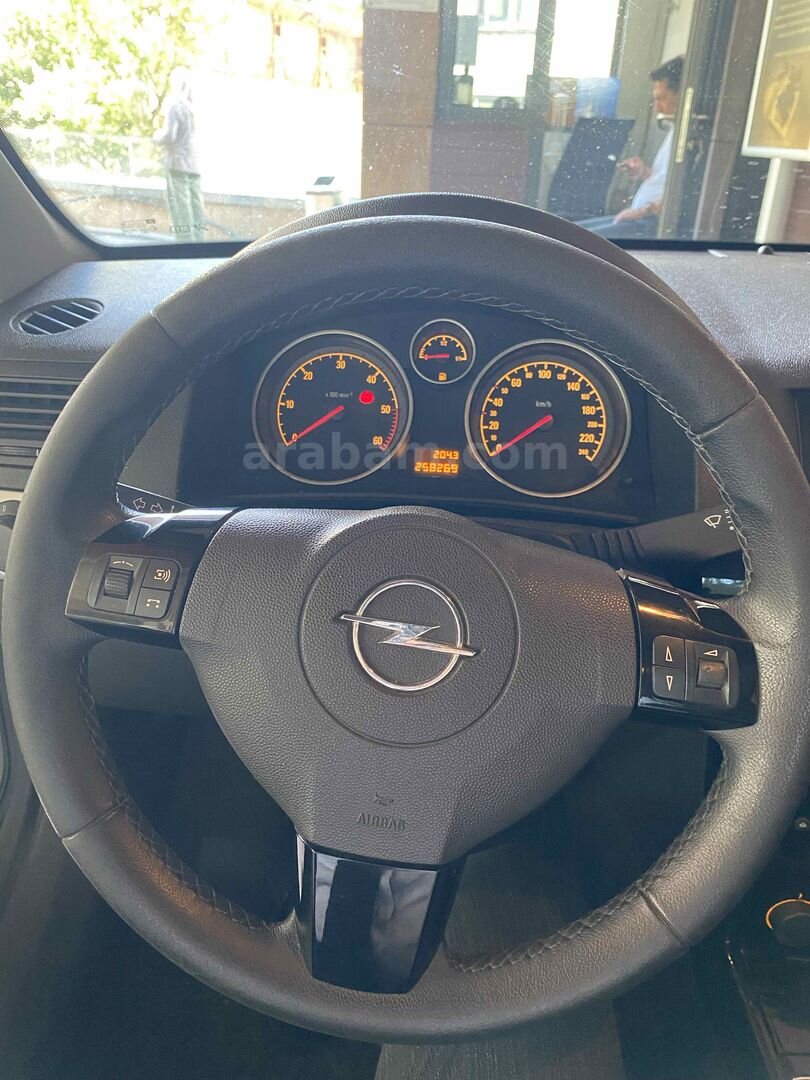 Sahibinden Opel Astra 1.3 CDTI Enjoy 111.Yıl 2012 Model 255.000 km Siyah 4