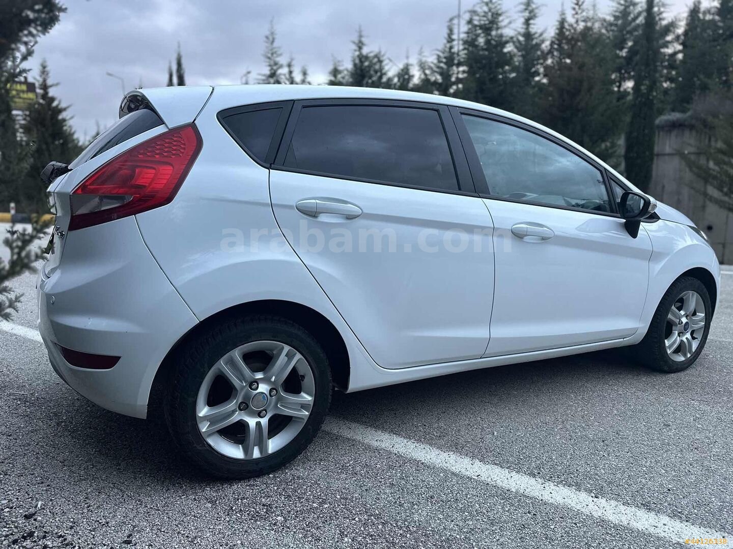 hatasız hasar kayıtsız benzinli full pakt düşük km my fiesta 5