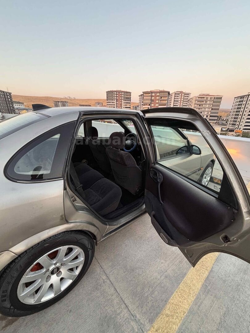 Galeriden Opel Vectra 2.0 CD 1997 Model Gaziantep 7