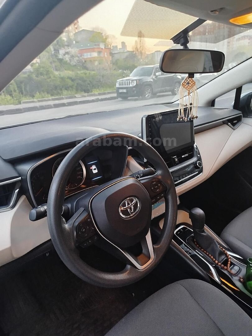 Sahibinden Toyota Corolla 1.5 Vision 2021 Model İstanbul 51000 km Beyaz 5