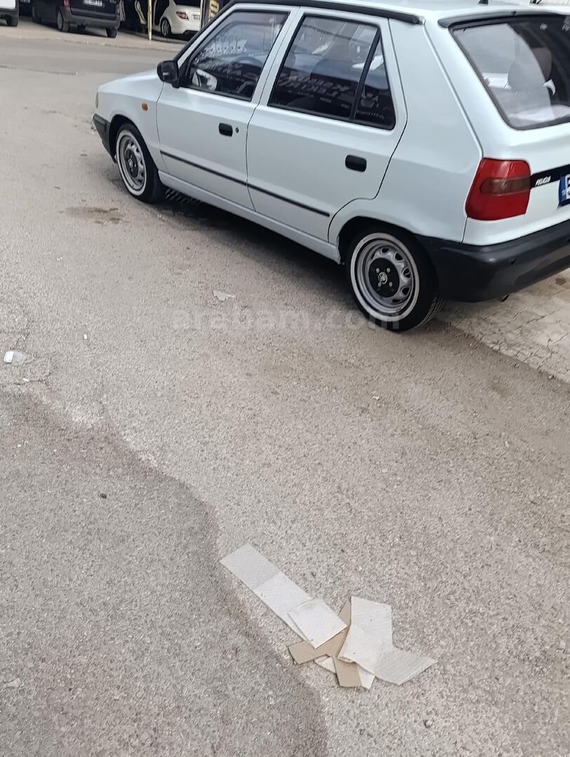 Sahibinden Skoda Felicia 1.3 GLX 1996 Model 4