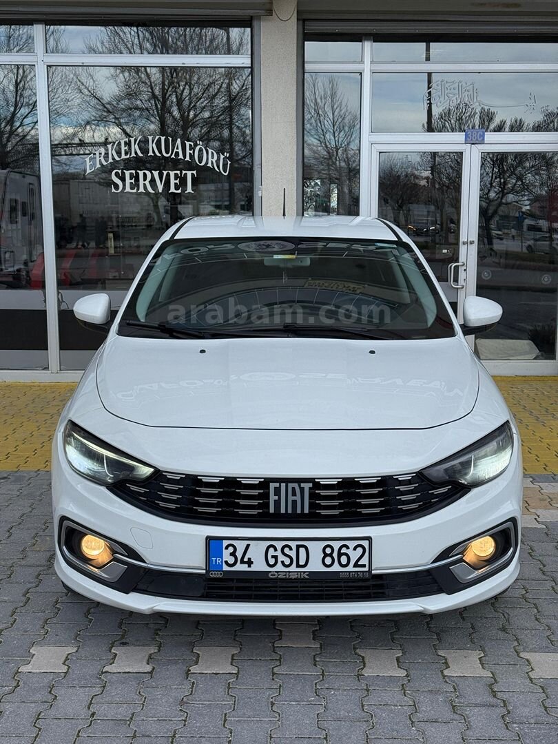 SAHİBİNDEN DEĞİŞENSİZ FİAT EGEA 1.6 MULTİJET 130 BG DCT LOUNGE 2023 MODEL 2