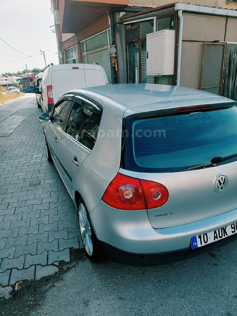 Sahibinden Volkswagen Golf 1.6 FSi Comfortline 2005 Model Balıkesir 246.000 km Gri 6
