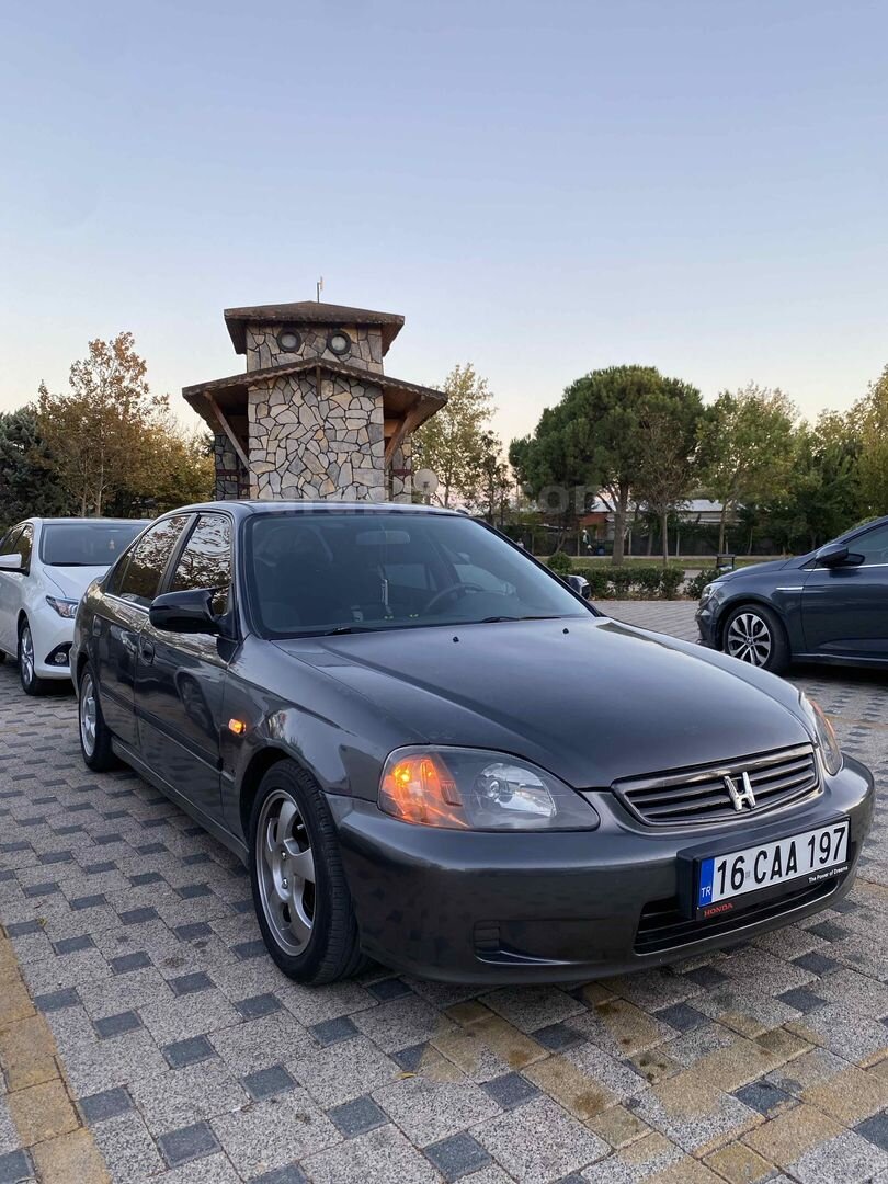 Sahibinden Honda Civic 1.4 i S 1999 Model 3