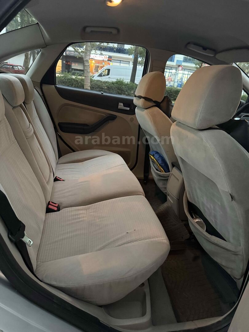 Araç Opsiyonlanmıştır Ford Focus 1.6 TDCi Ghia 2007 Model 6