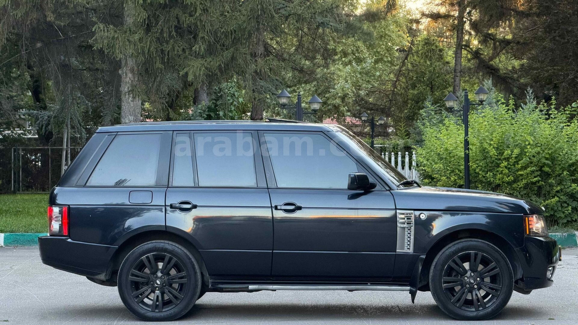 Sahibinden Land Rover Range 3.0 TD6 Vogue 2004 Model 3