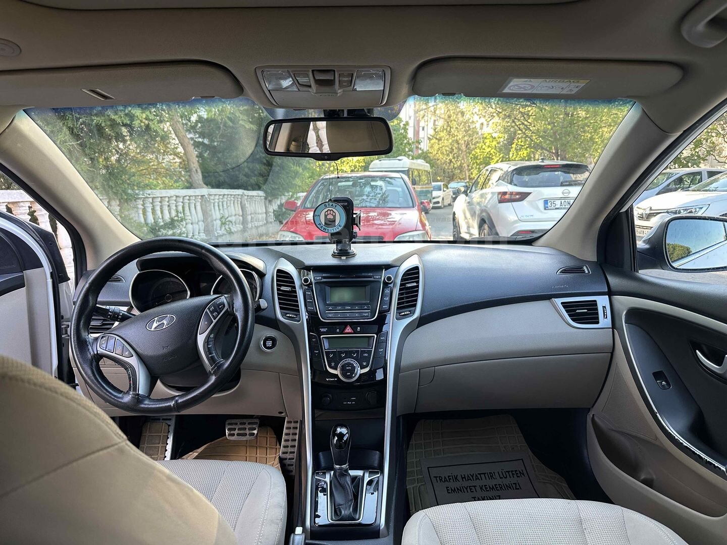 Sahibinden Hyundai i30 1.6 CRDi Style Design Pack 2015 Model 210.000 km Beyaz 7