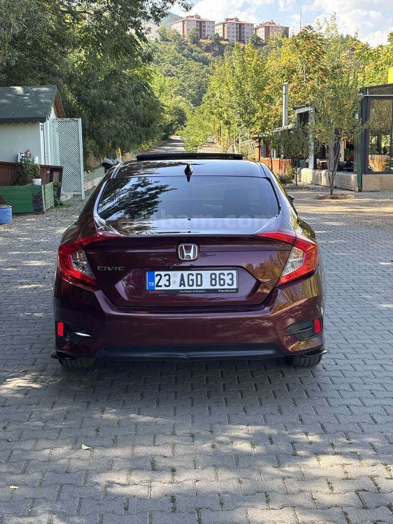 SAHİBİNDEN HATASIZ BOYASIZ HONDA CIVIC 2019 145 km Bordo 6