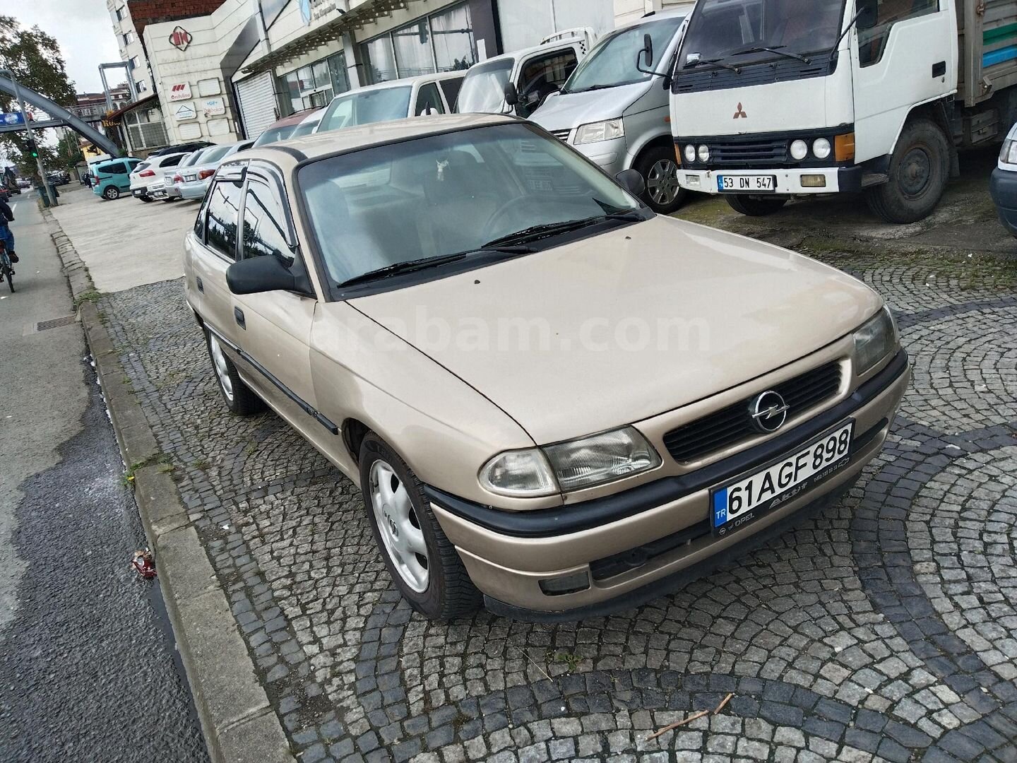 Galeriden Opel Astra 1.6 1998 Model Rize 3