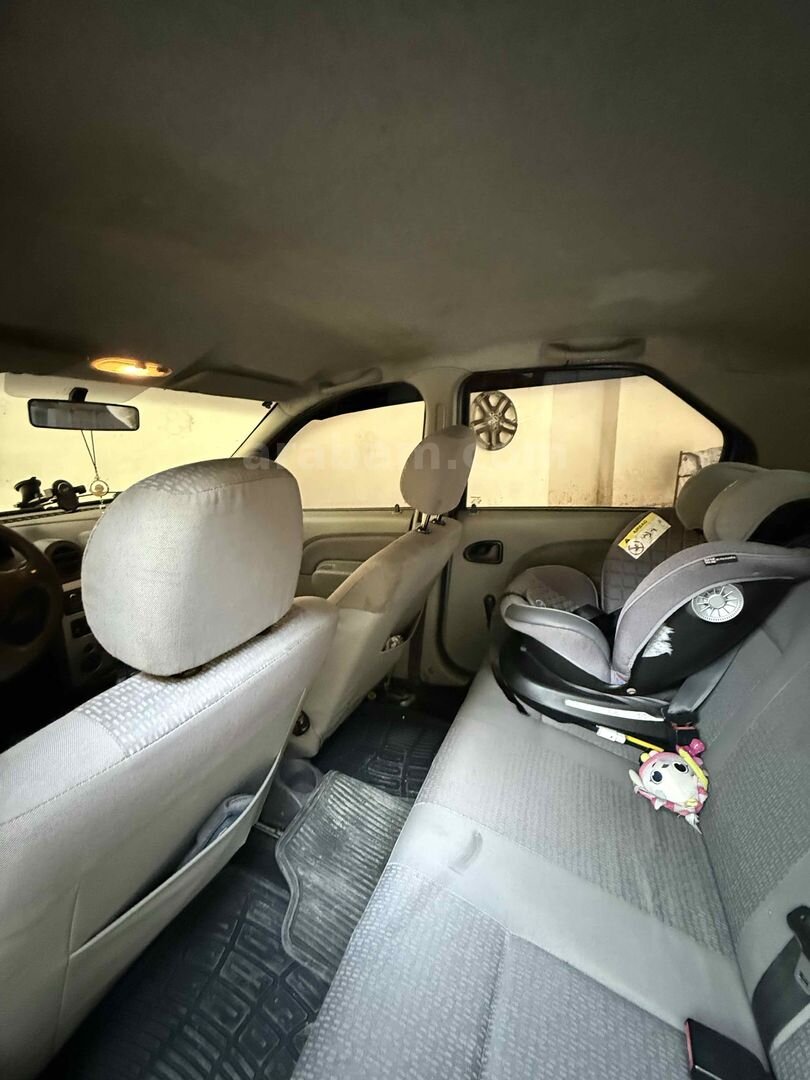 Sahibinden Dacia Logan 1.5 dCi Laureate 2007 Model 7