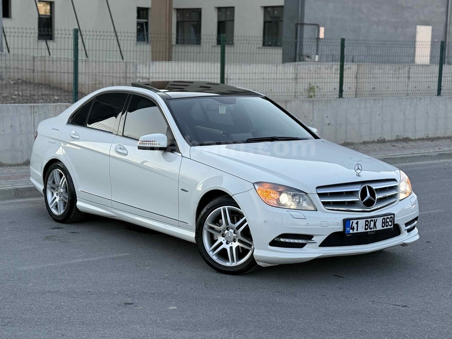 Sahibinden Mercedes - Benz C 180 Kompressor BlueEfficiency Fascination 2011 Model 3