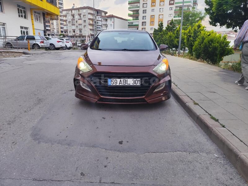 5 yıllık Sahibinden Hyundai i30 1.6 GDI Style 2012
