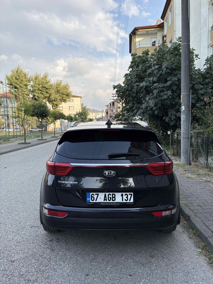 Sahibinden Kia Sportage hatasız boyasız tramersiz 6