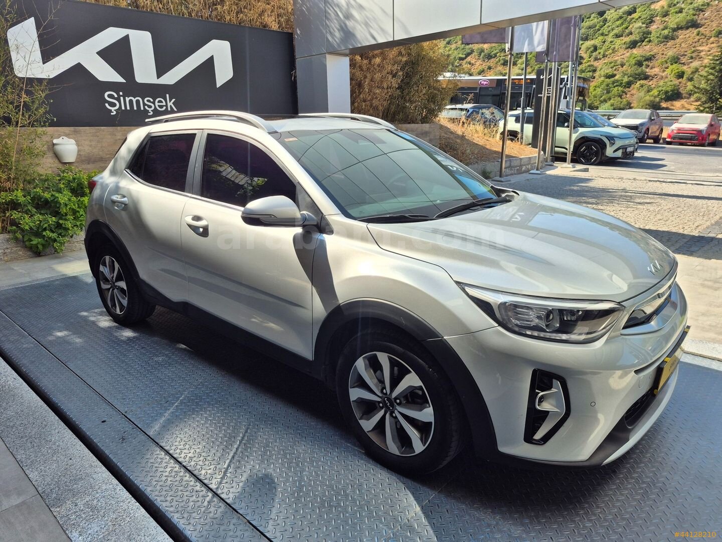 KİA ŞİMŞEK 2. EL - 2024 Kia Stonic 1.0 T-GDI DCT Elegance Plus 2