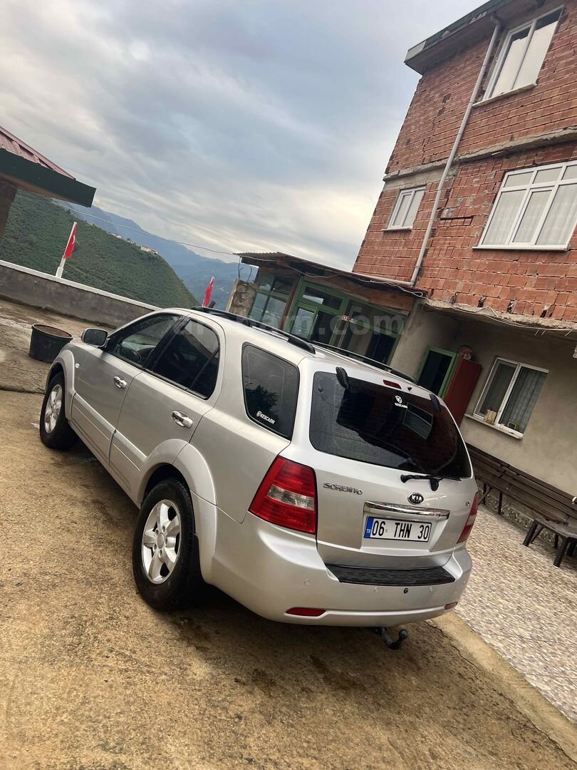 Sahibinden Kia Sorento 2.5 CRDi X-Force Prestige 2008 Model 3