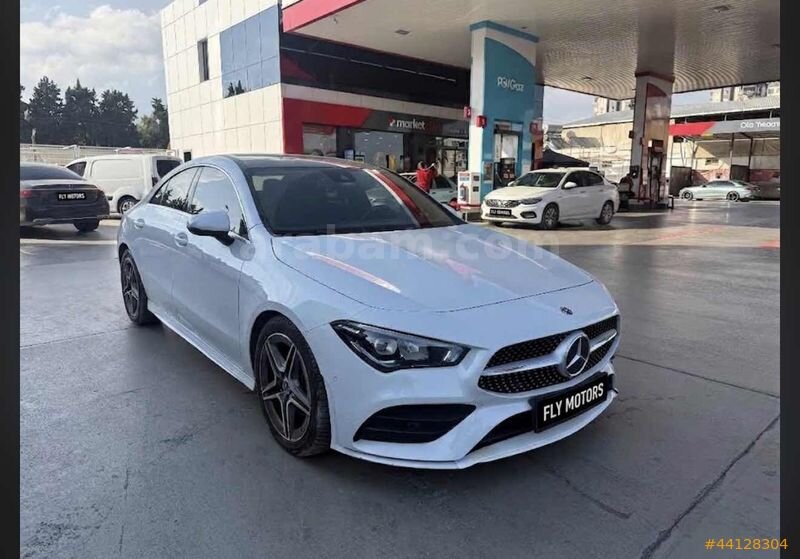 FLY 2020 MERCEDES-BENZ CLA 180 D AMG HATASIZ BOYASIZ DEĞİŞENSİZ