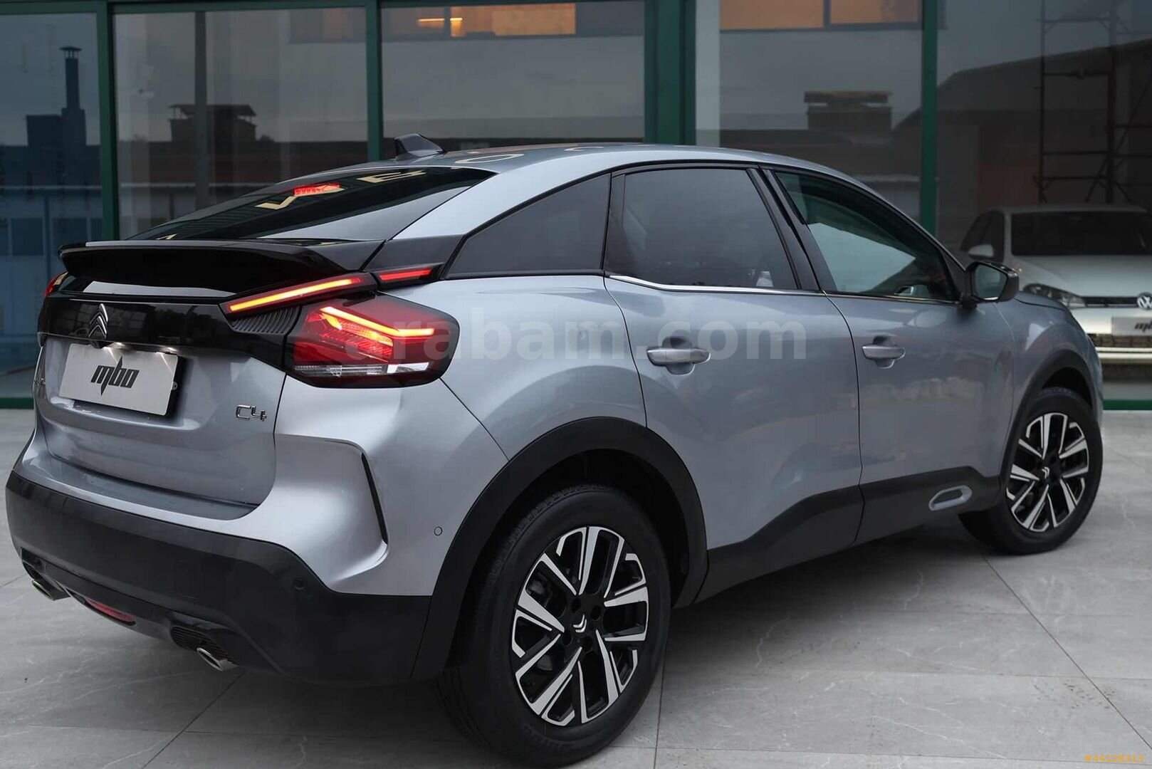 MBO OTOMOTİV'DEN HATASIZ BOYASIZ SERVİS GARANTİLİ CİTROEN C4 6