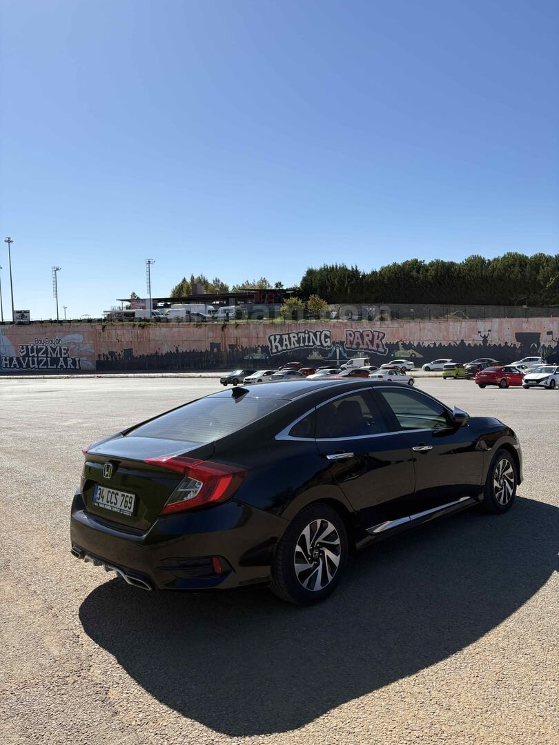 Sahibinden Honda Civic 1.6i VTEC Eco Executive 2019 Model 6