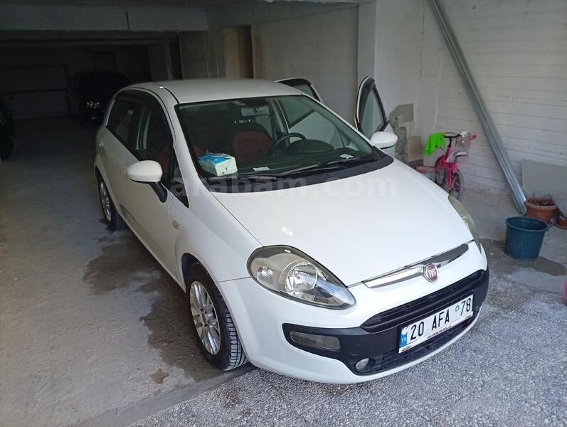 Sahibinden Fiat Punto EVO 1.3 Multijet Dynamic 2011 Model 189800 km Beyaz 1