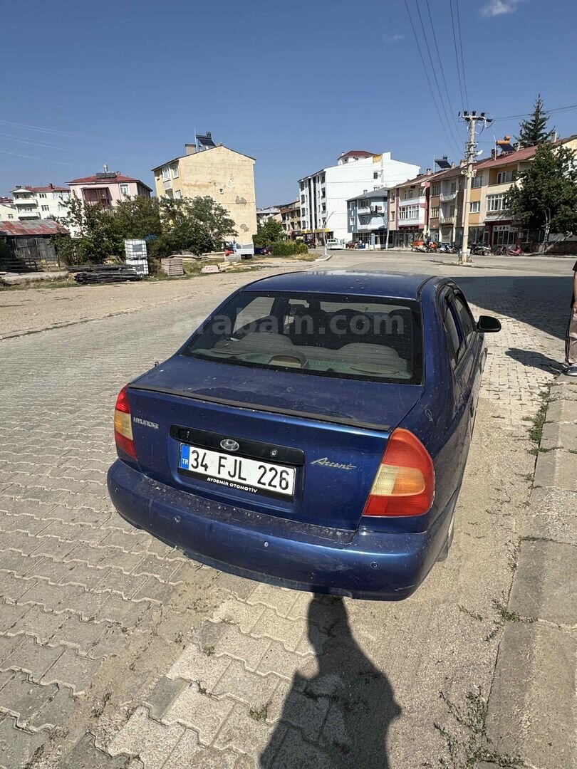 Hyundai Accent 1.5 GL 2